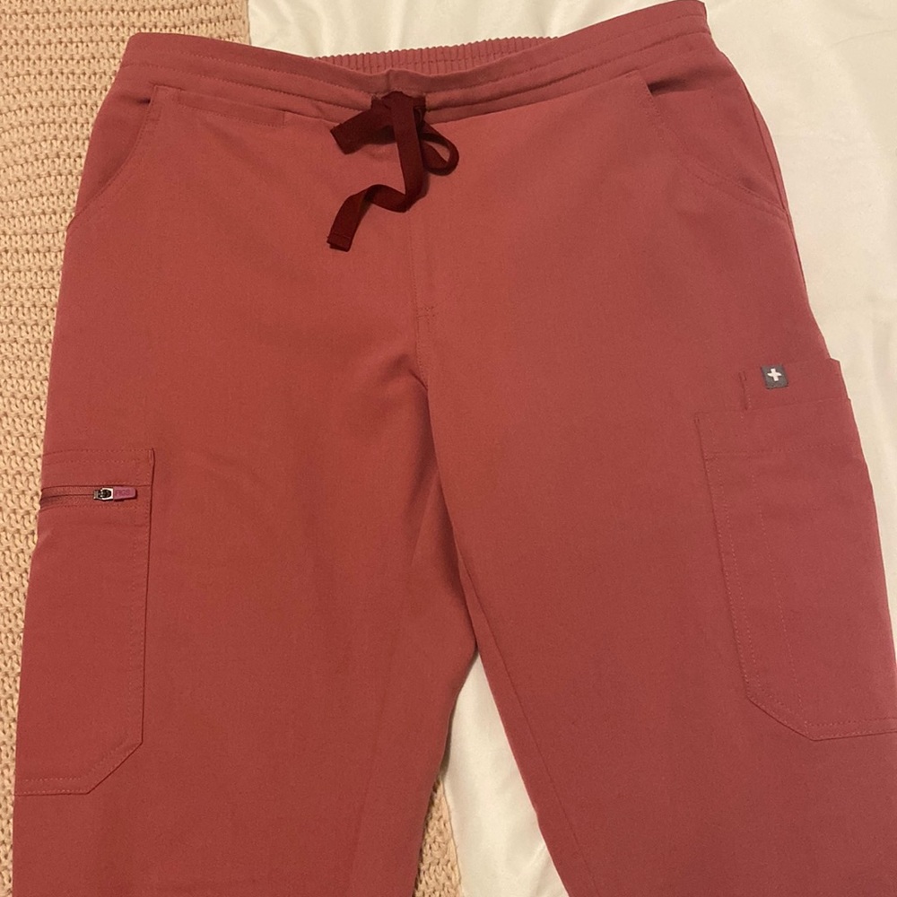 Petite-sized straight legged FIGS scrub bottoms